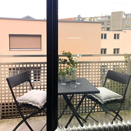 Cozy In Center Apartament *