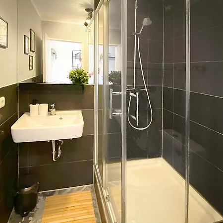 Cozy In Center Apartament