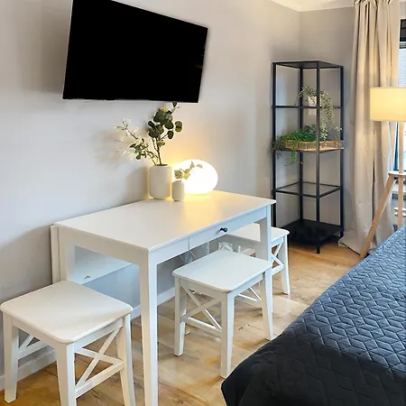 Cozy In Center Apartament *