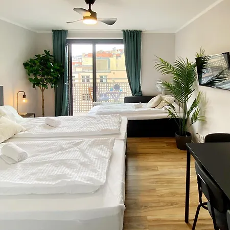 Διαμέρισμα Cozy In Center