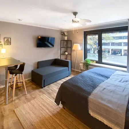 Διαμέρισμα Cozy In Center *