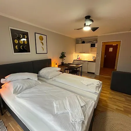 Διαμέρισμα Cozy In Center *
