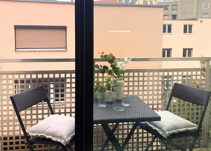Cozy In Center 아파트 *