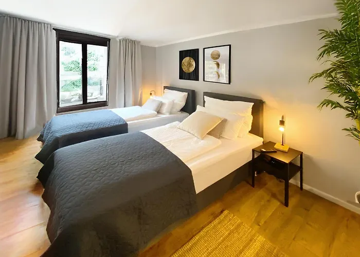 Апартаменты Cozy In Center